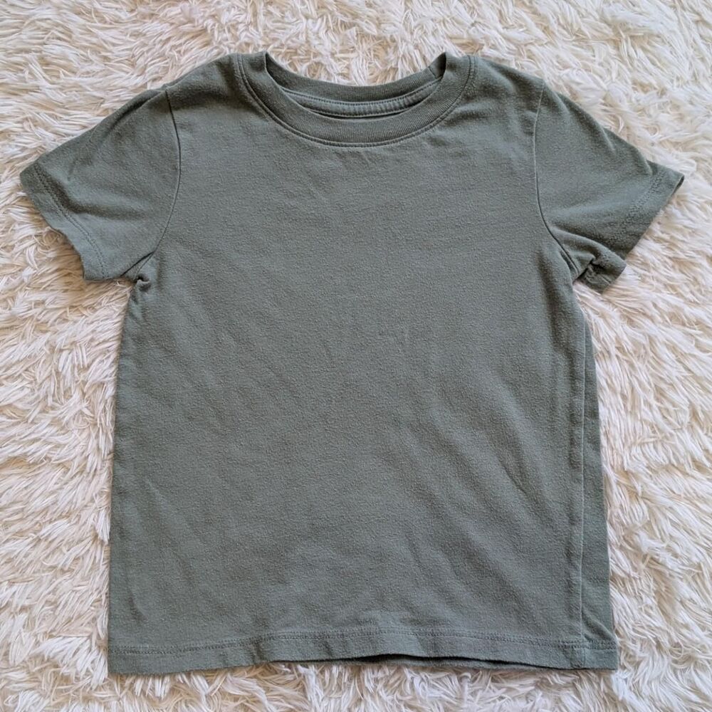 Cat & Jack Boys Size 3T Army Olive Green Short Sleeve Shirt